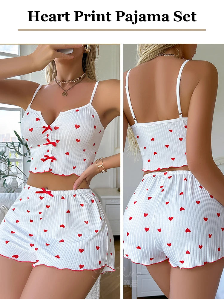 Conjunto de pijama de satén con estampado de corazones