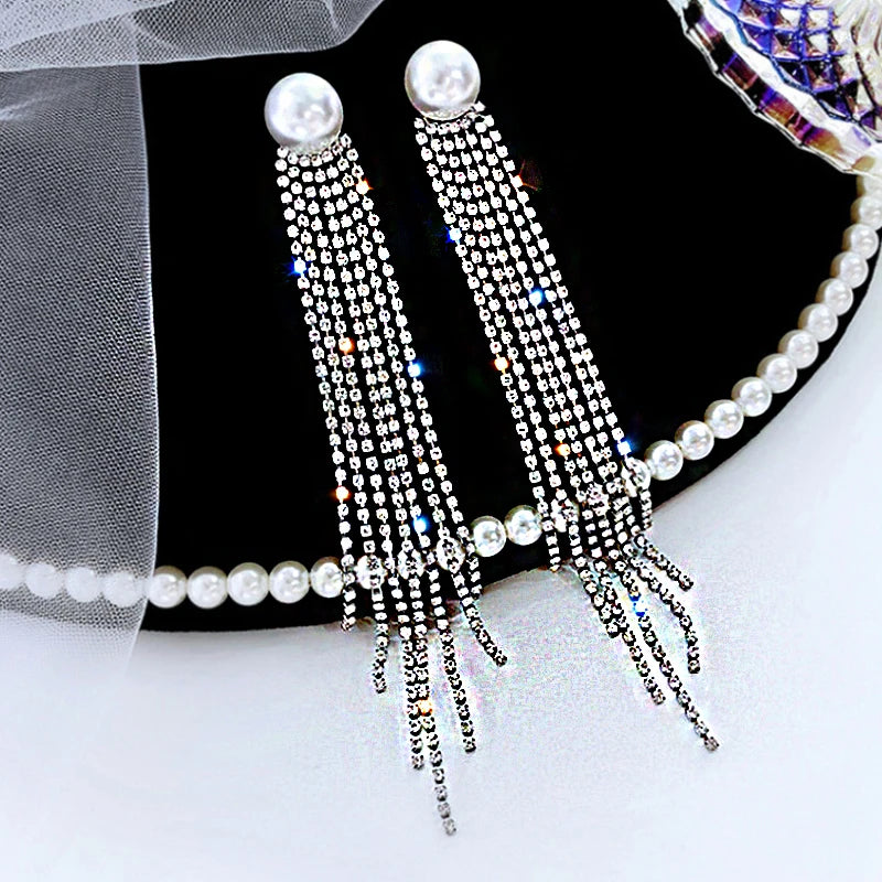 Pendientes largos de circonitas brillantes