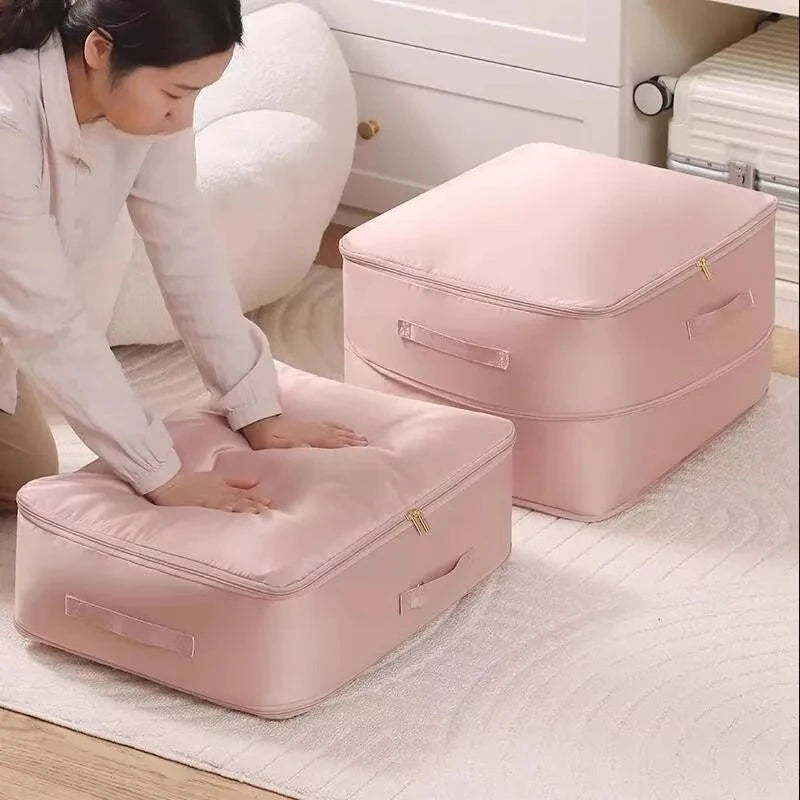 Bolsa de almacenaje autocompresible para ropa y edredones