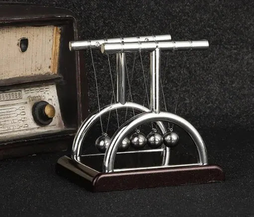 Péndulo de Newton decorativo para escritorio