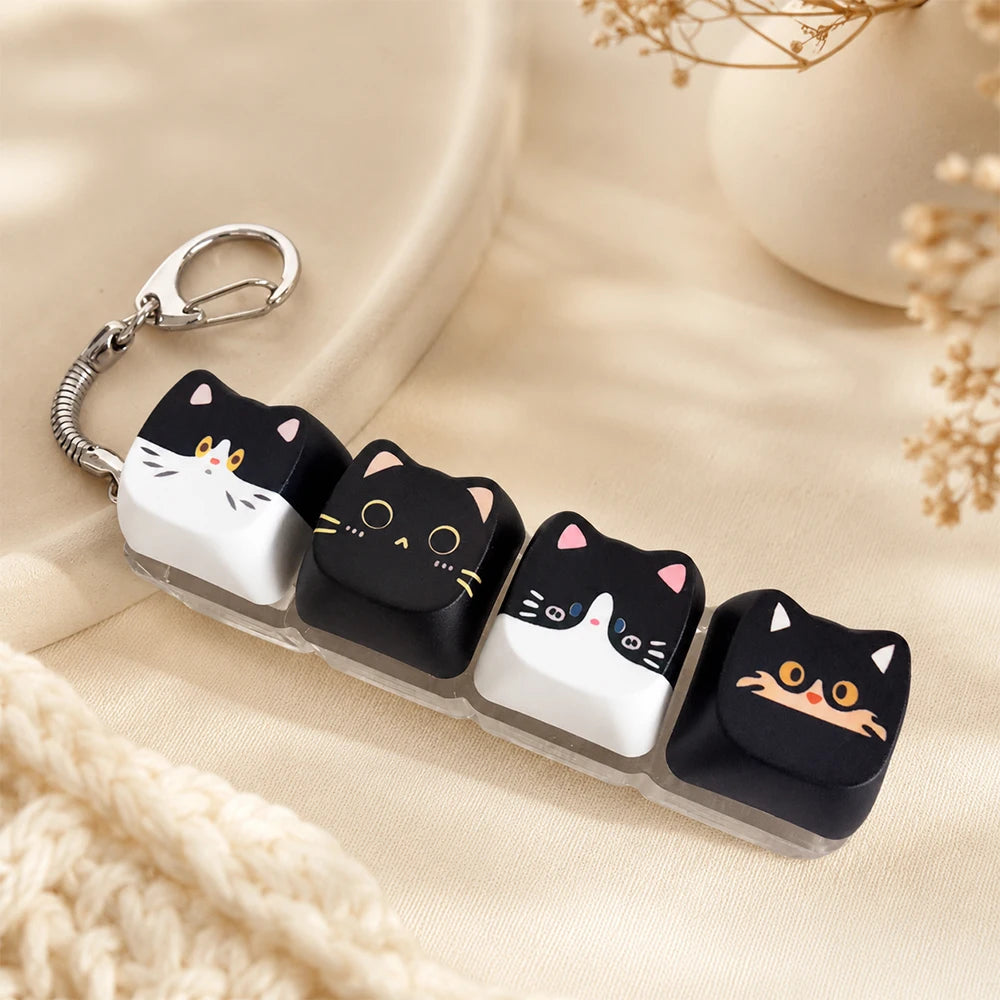 Llavero antiestrés de teclas con gatitos