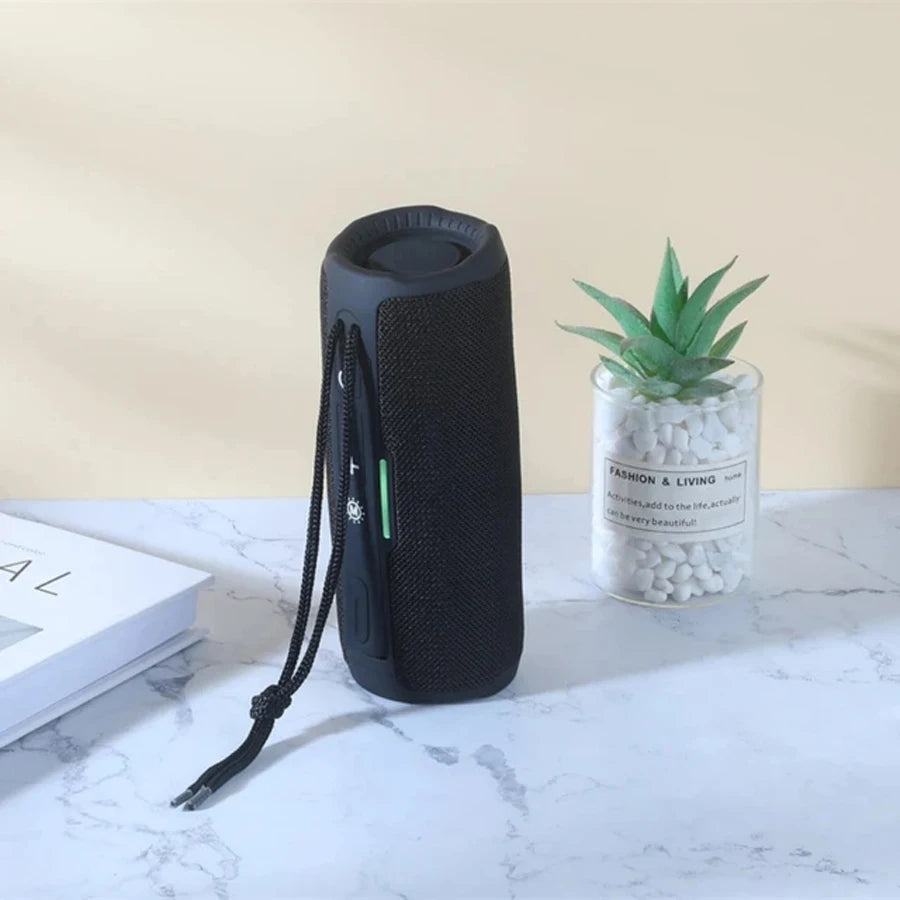 Altavoz Bluetooth portátil con radio FM