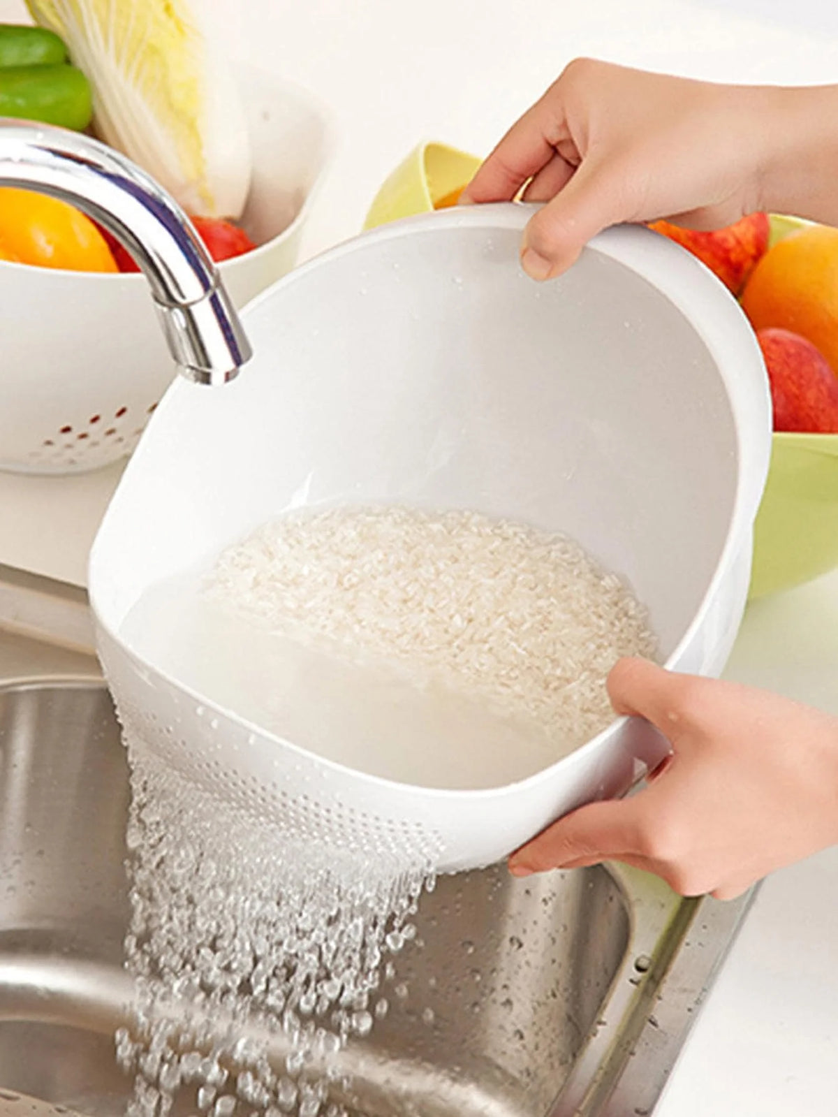Escurridor de arroz y frutas con asa
