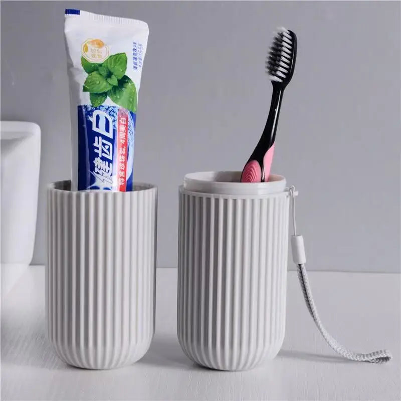 Estuche portátil para cepillo y pasta de dientes