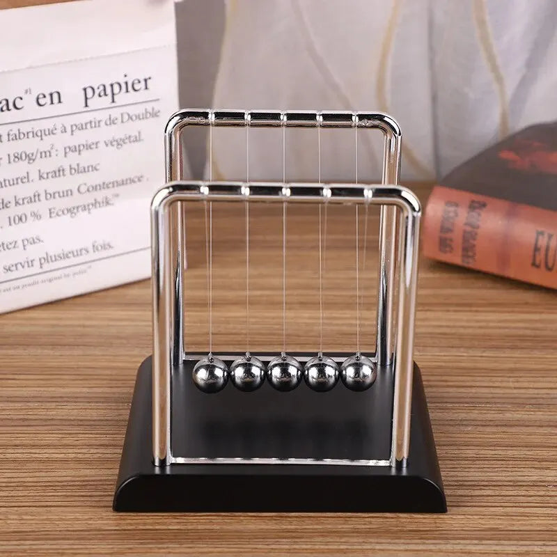 Péndulo de Newton decorativo para escritorio