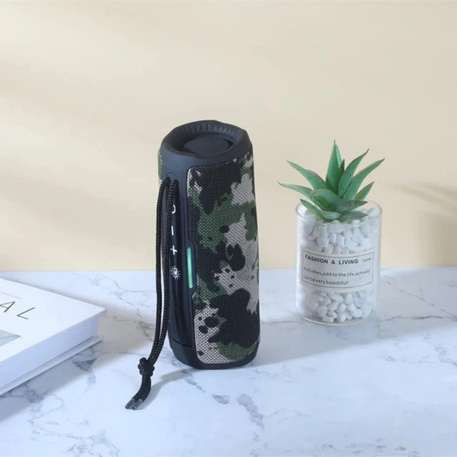 Altavoz Bluetooth portátil con radio FM