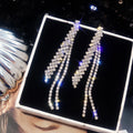 Pendientes largos de circonitas brillantes
